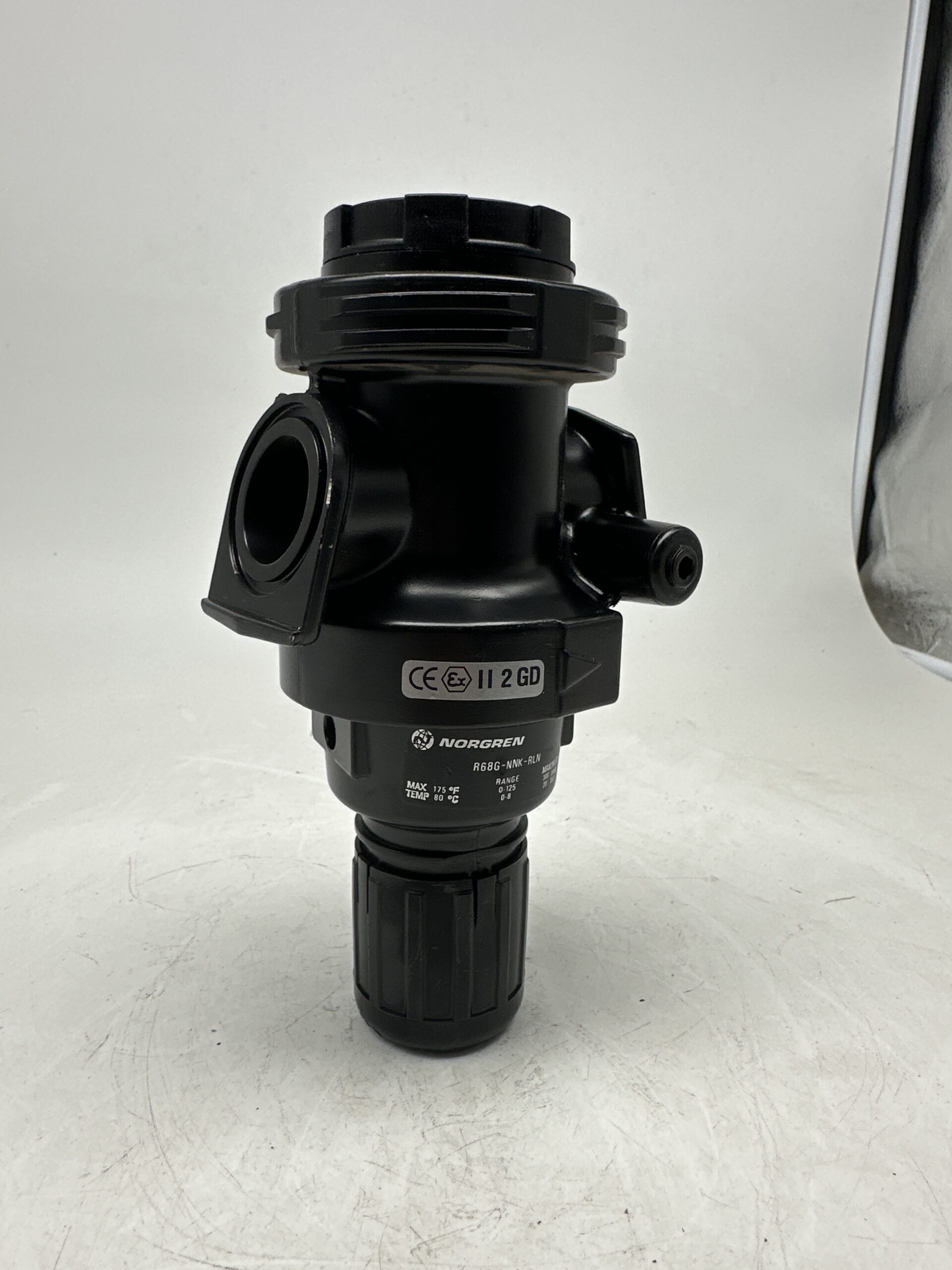 Norgren Pressure regulator R68G-NNK-RLN
