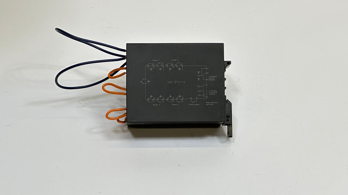Elobau security relay 462 121 H1U