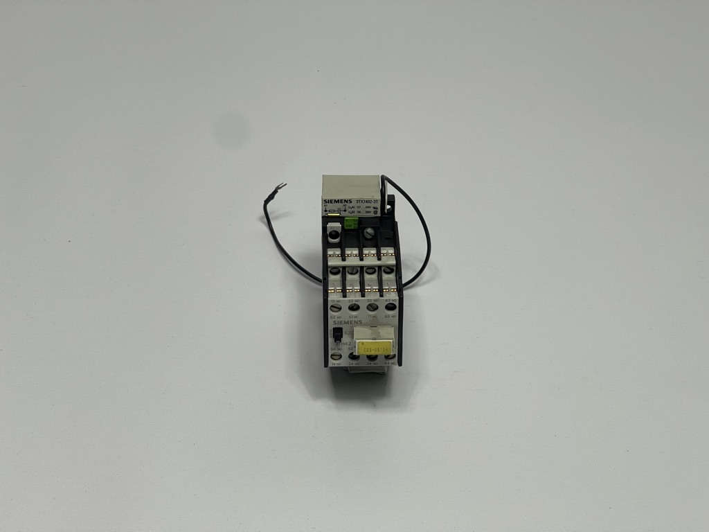 Siemens auxiliary contactor 3TH42 62-0AD0
