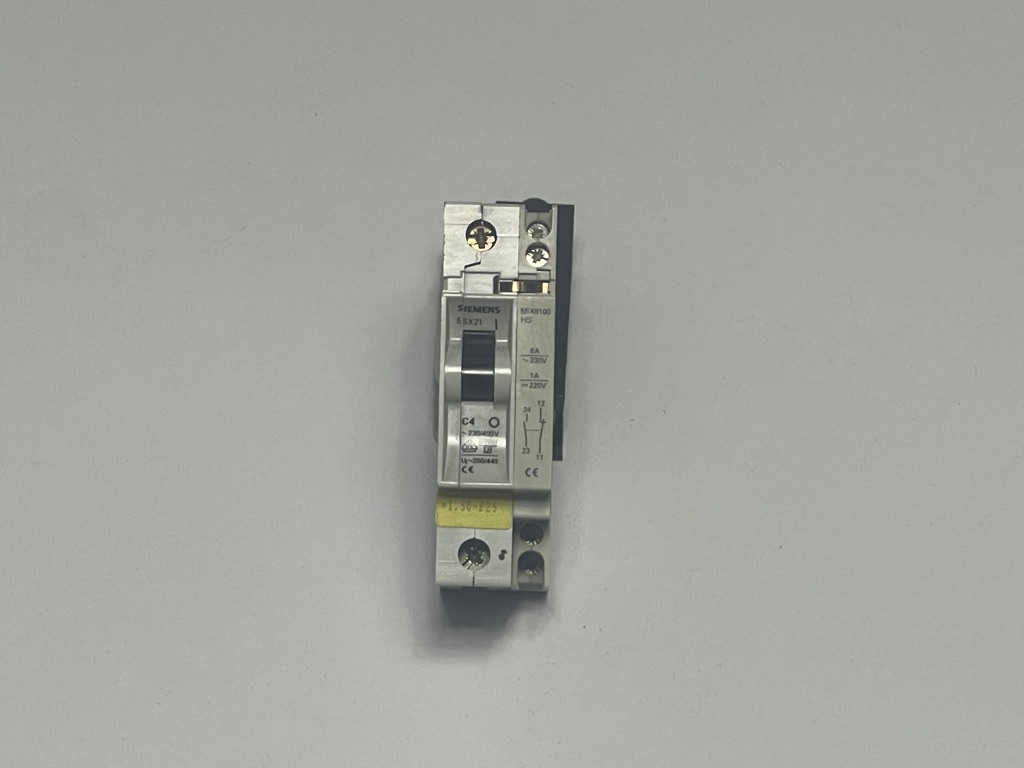 Siemens power switch 5SX21