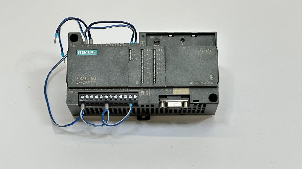 Siemens Simatic S7-200 central assembly CPU 212 6ES7 212-1AA01-0XB0