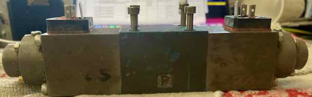 Rexroth hydraulic valve R900920327