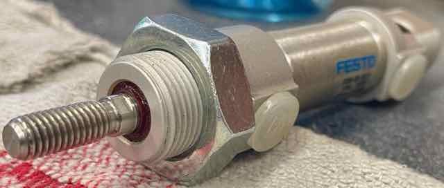 Standard cylinder 5065