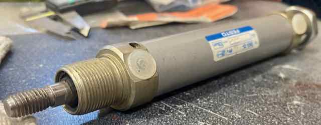 Festo Standard cylinder HD08