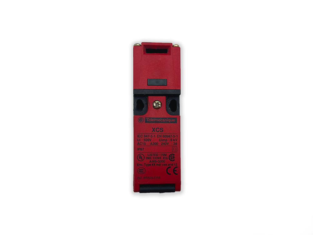 Telemecanique safety switch  XCS IEC 947-5-1 EN 60947-5-1