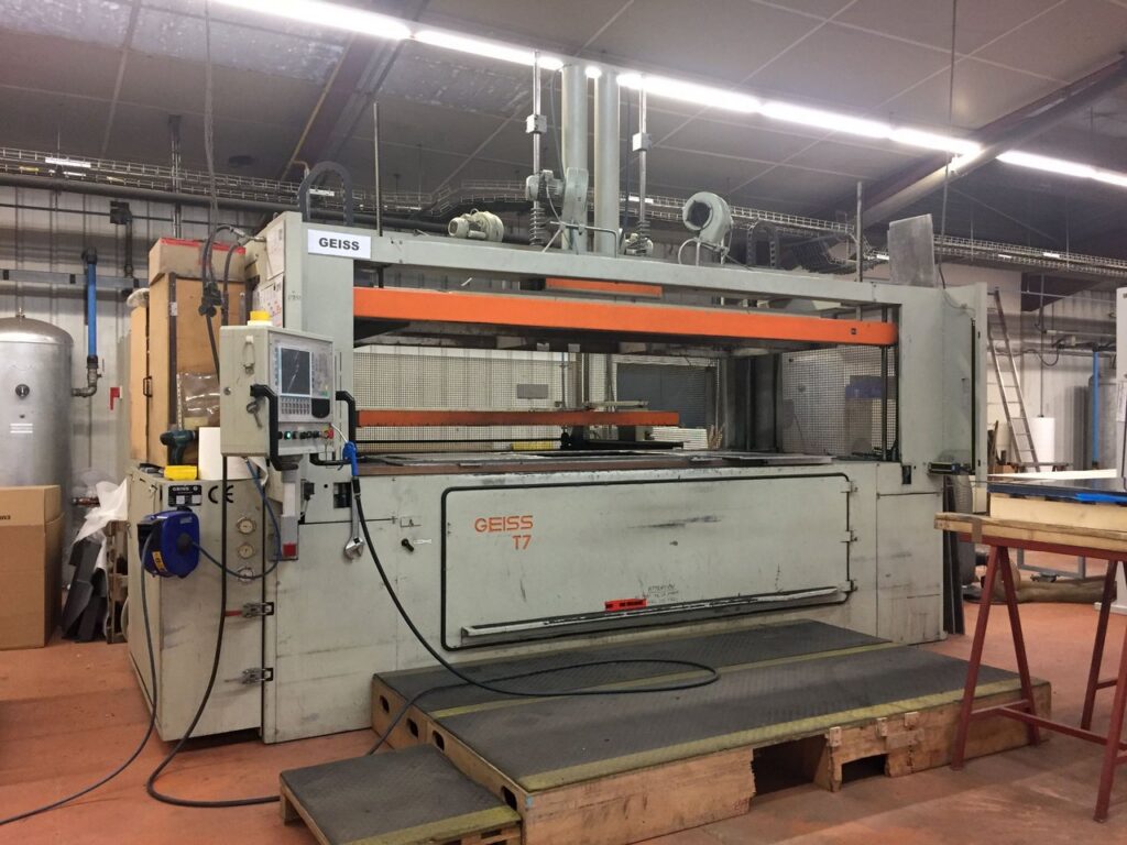 Geiss DU2500 T7 Sheet Forming