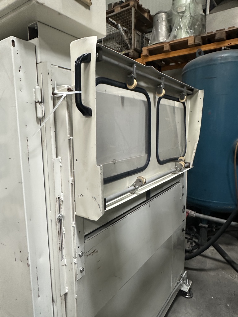Machine Detail View