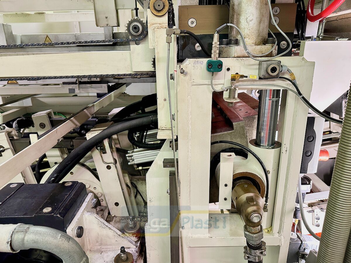 Machine Detail View